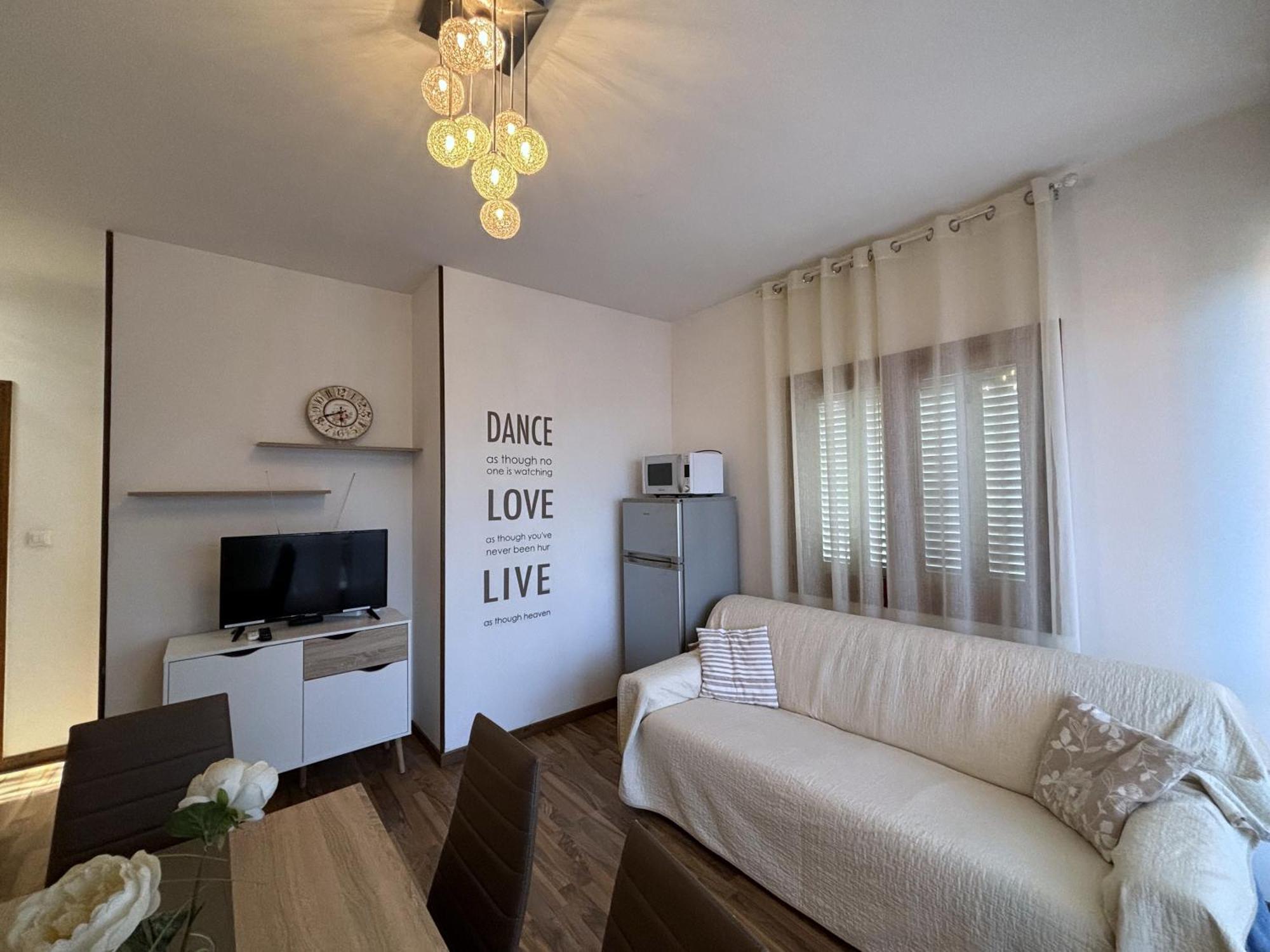 Appartamento Peschiera Пескьера-дель-Гарда Экстерьер фото