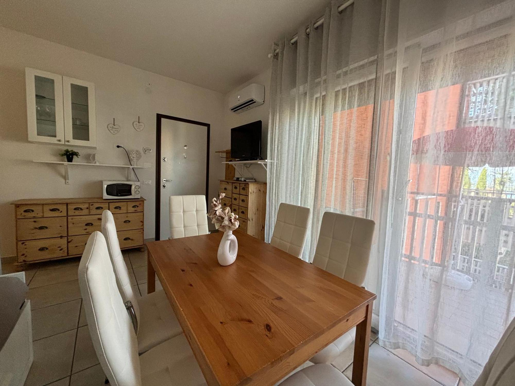 Appartamento Peschiera Пескьера-дель-Гарда Экстерьер фото