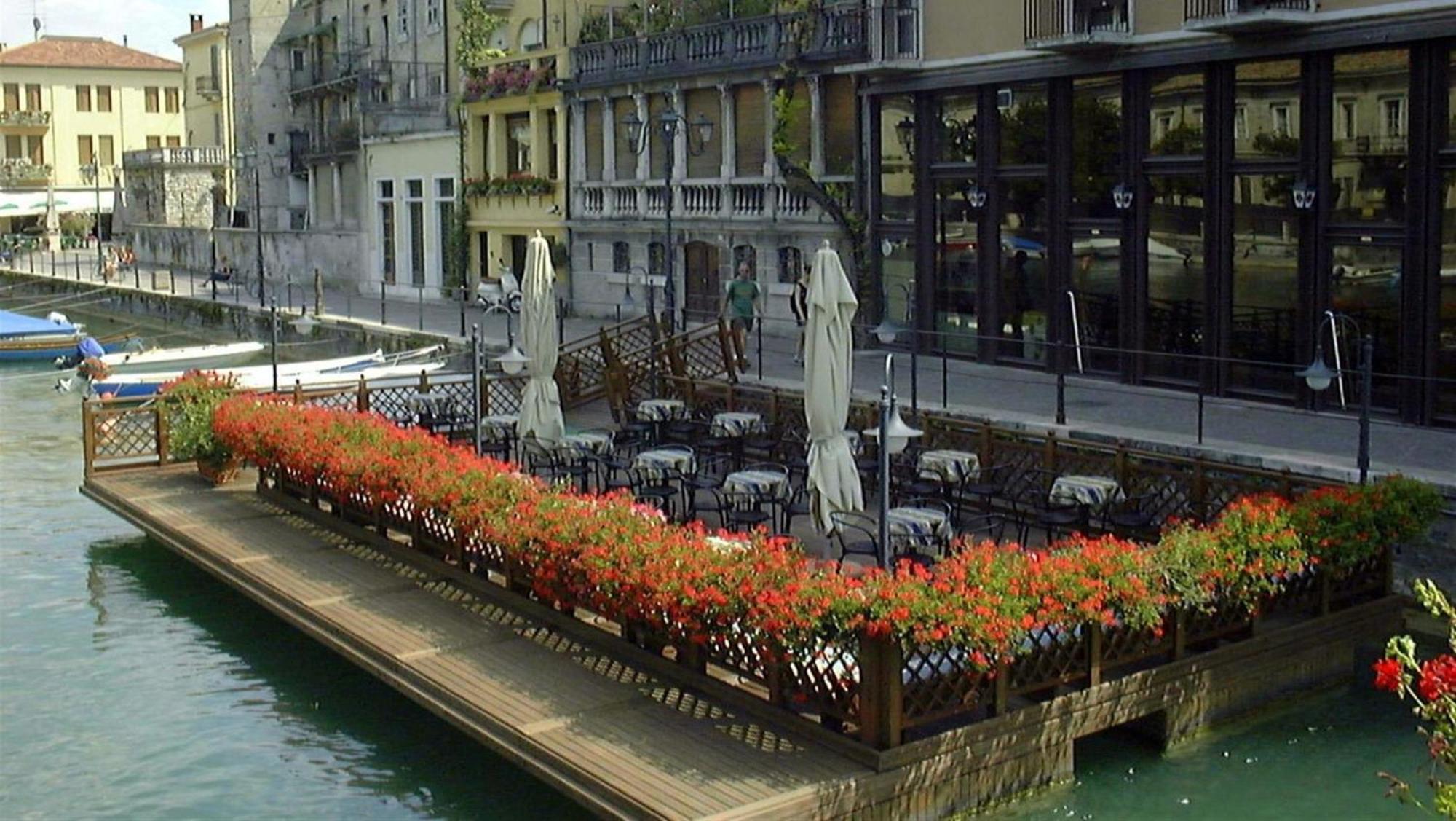 Appartamento Peschiera Пескьера-дель-Гарда Экстерьер фото